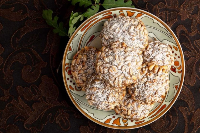 Pine Nut Cookies