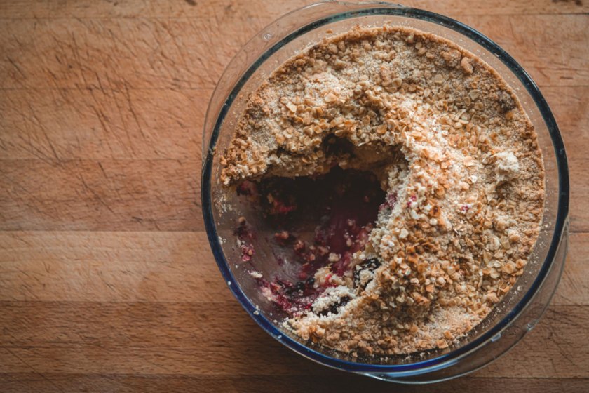 Wild Apple & Blackberry Crumble