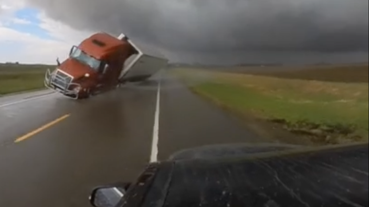 storm chaser crash