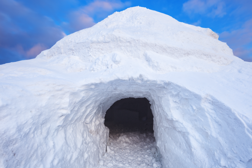 snow cave shelter