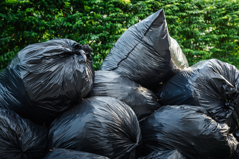 why you should pack garbage bags in your survival kit