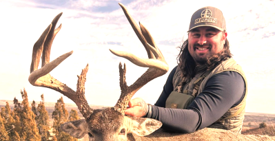 Koe Wetzel's Prized Bagged Buck Has Us Jealous - Wide Open Spaces