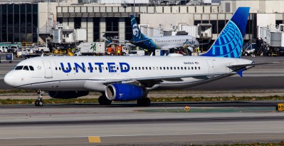 United Airlines Flight Strikes Wild Coyote Upon Take Off In Wild Runway