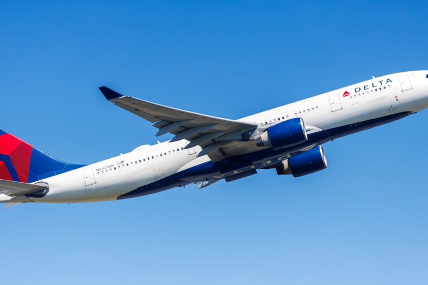 Delta Flight Diverted After A Strong Odor Was Noticed In The Cabin