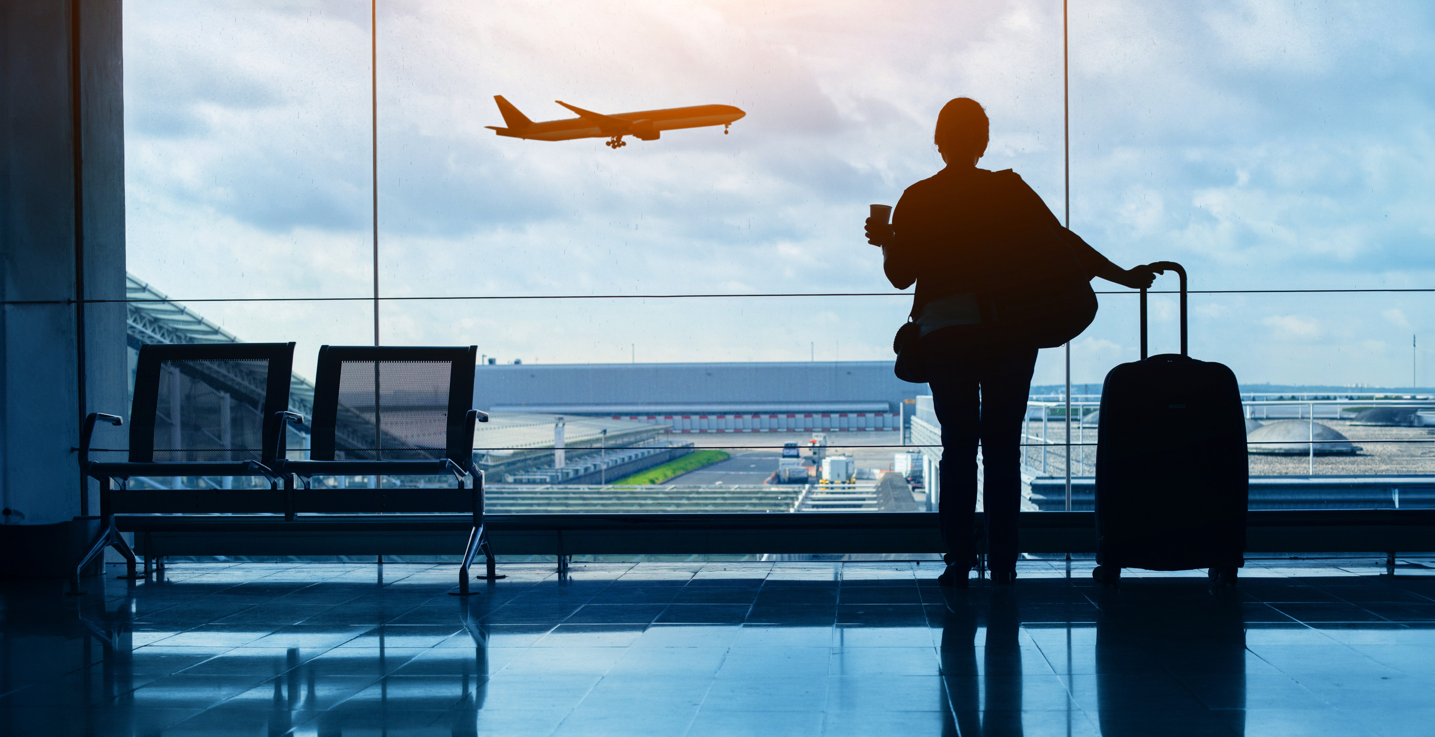 Hundreds Of Flights Canceled As Winter Storm Hits Northeast Wide Open