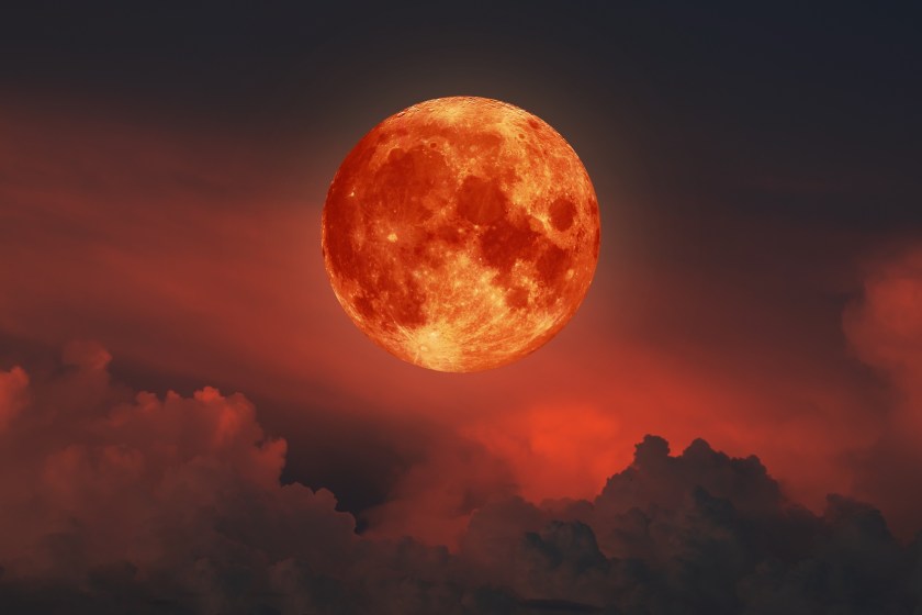 Full Lunar Eclipse Will Make The Moon Look Blood Red