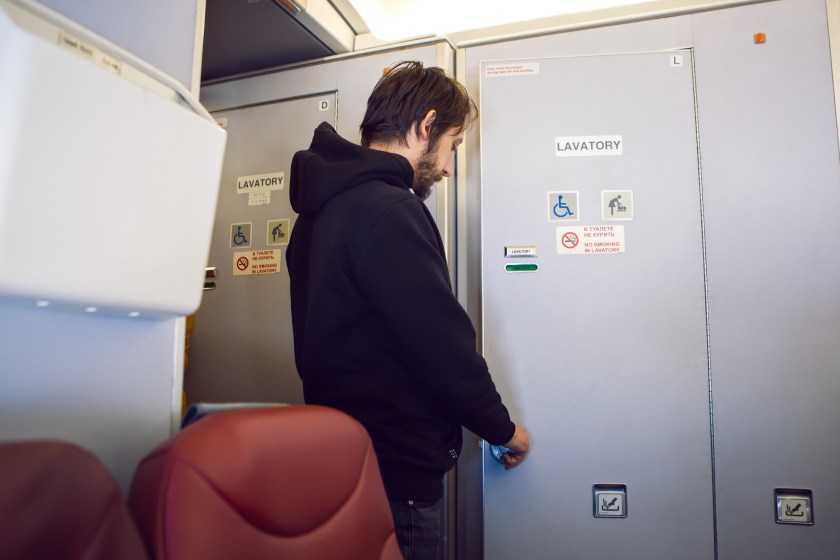 Pilot Publicly Scolds Passenger For Bathroom Stunt