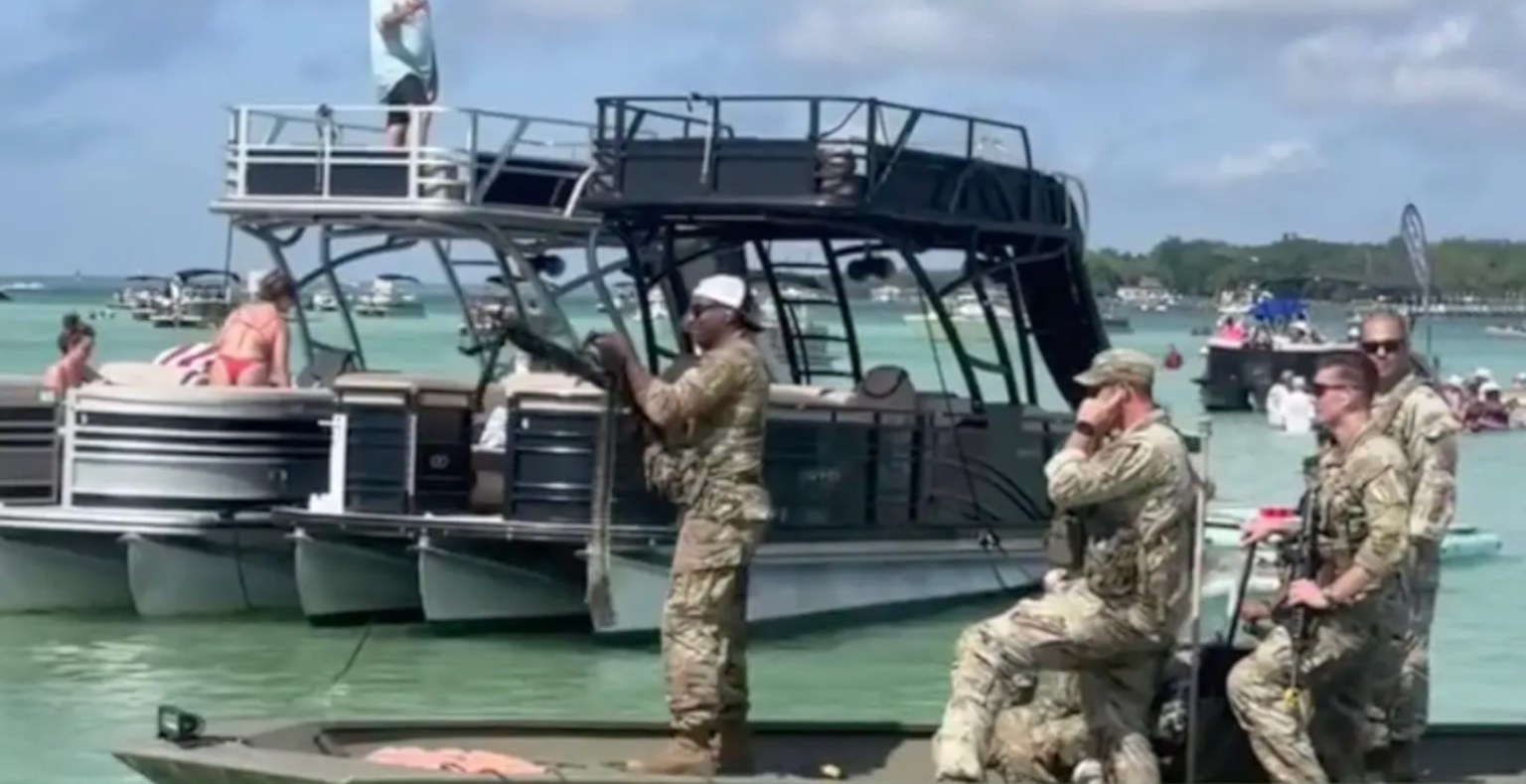 18 Army Rangers Suspended After Firing Blank Rounds At Crowded Florida ...