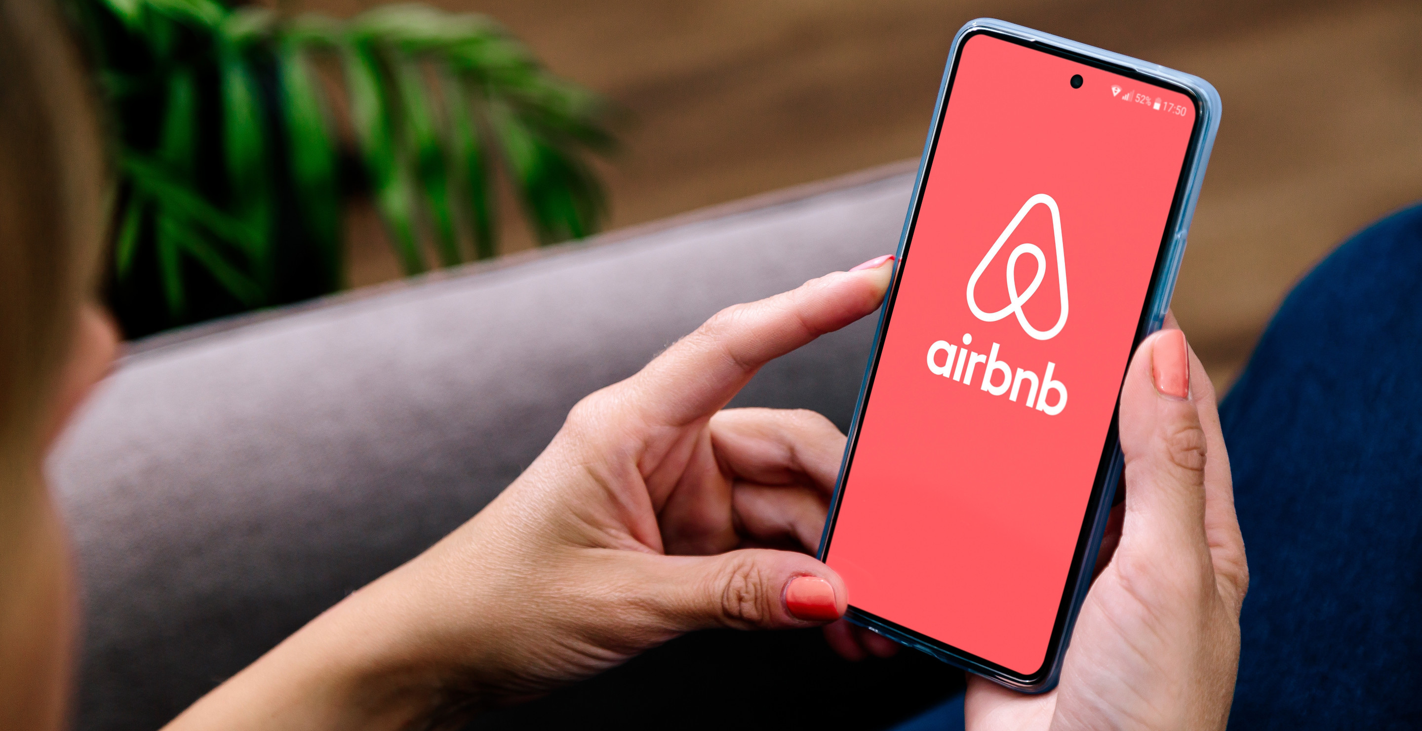 Couple Surprised To Find Uninvited Guest At Their Airbnb