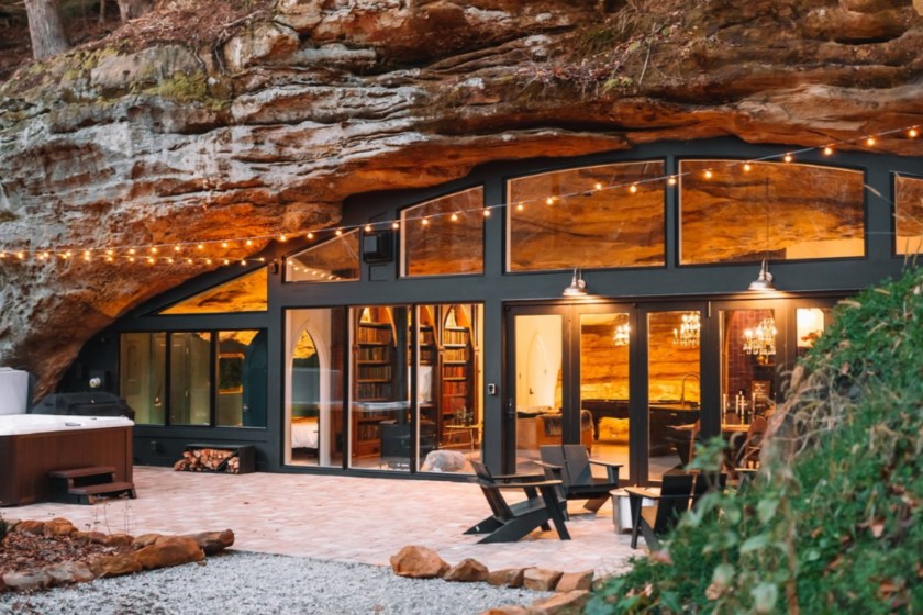 Dunlap Hollow hotel in Ohio