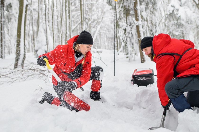 Why You Should Consider Taking An Avalanche Safety Course