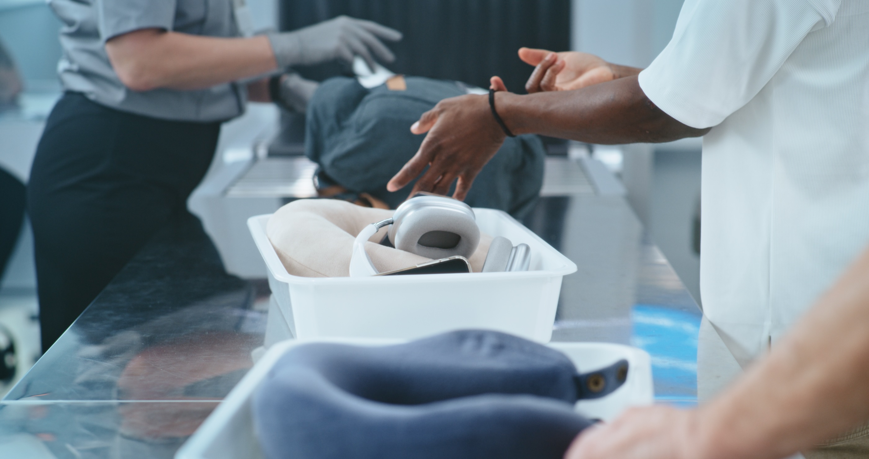 TSA checks bags to make sure fits food and drink rules