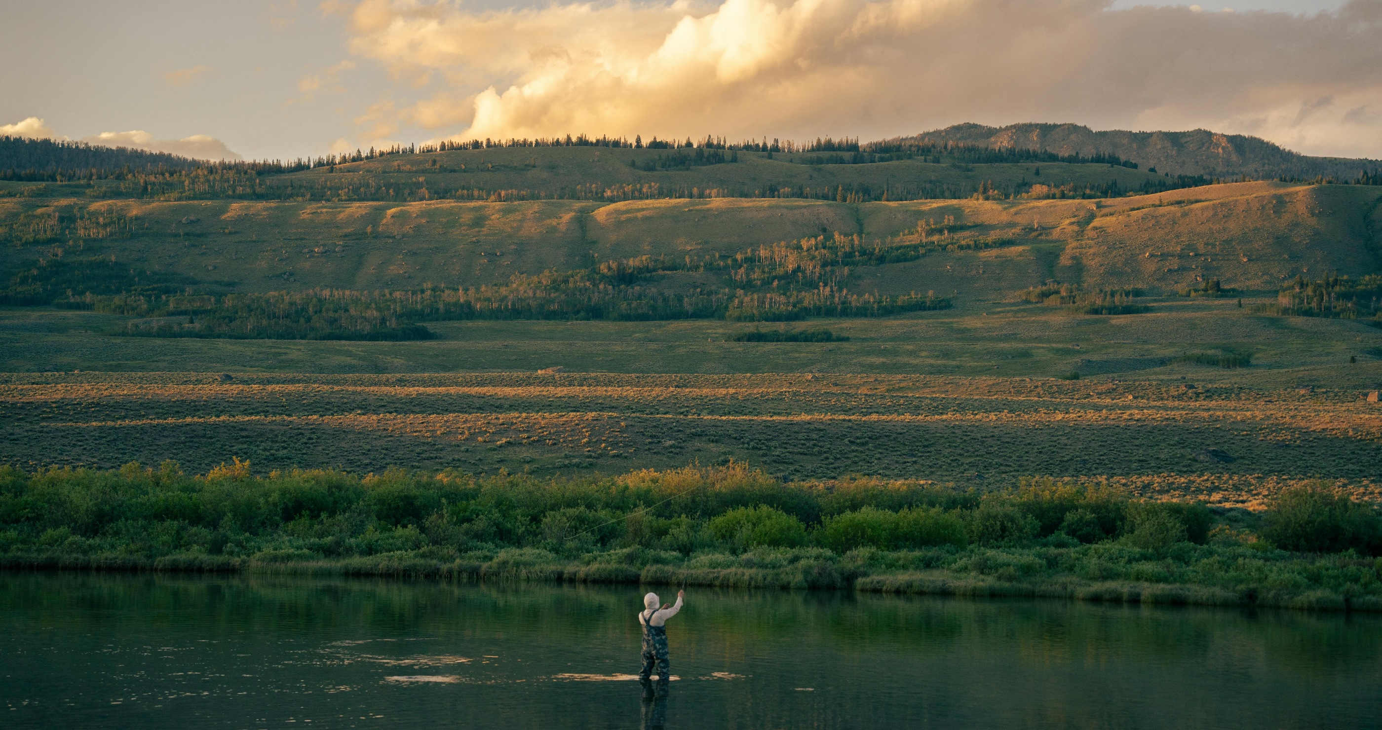 New Proposal To Ban Watercraft On Wyoming's Miracle Mile Has Anglers Outraged