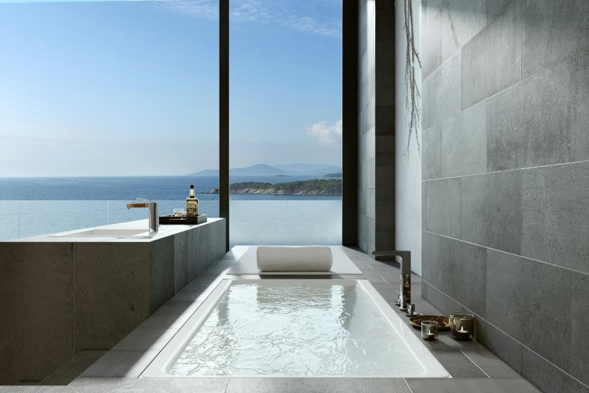 dirtiest places in your hotel room the bathtub
