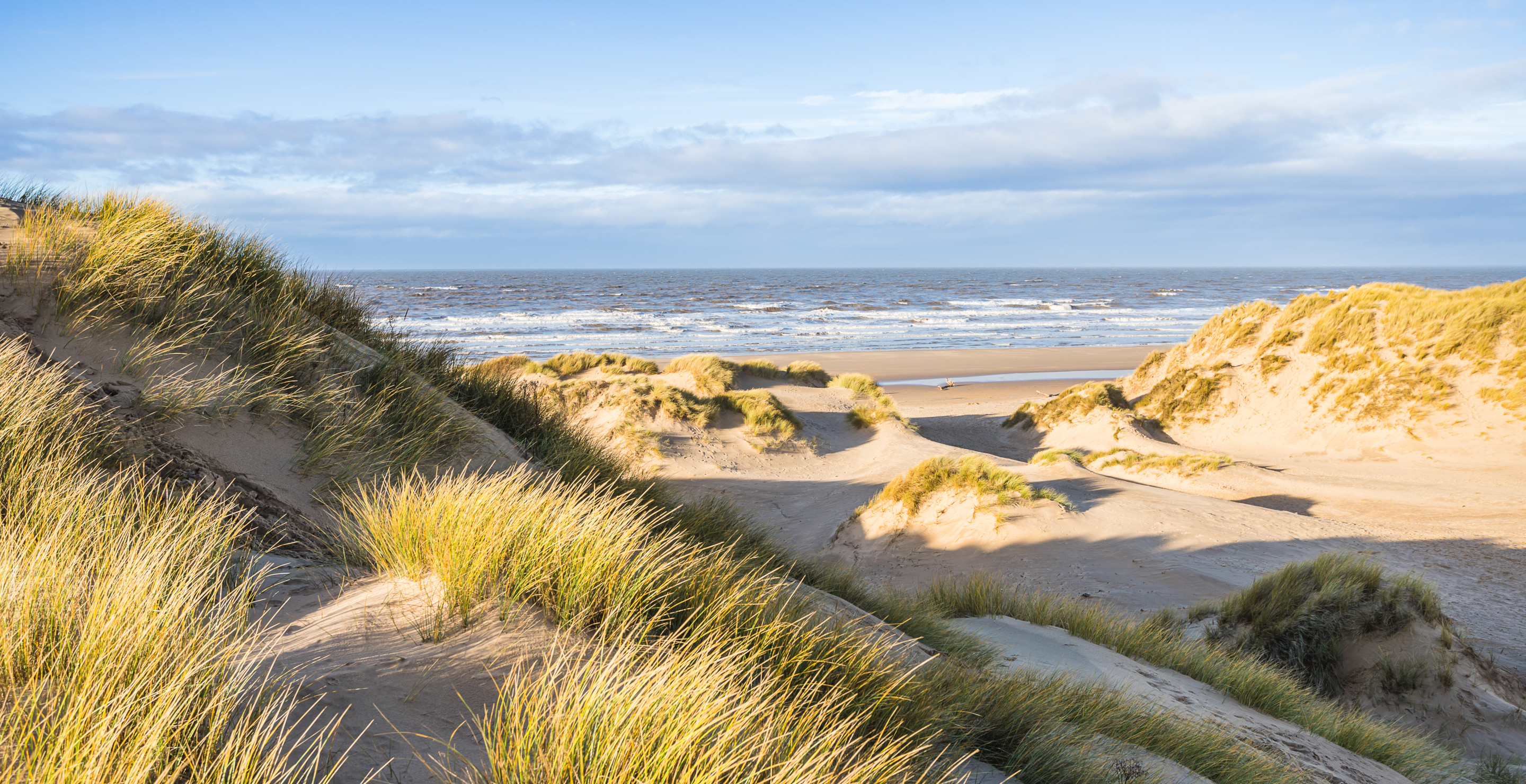 Father Dies In Front Of Horrified Children After Sand Dune Collapsed