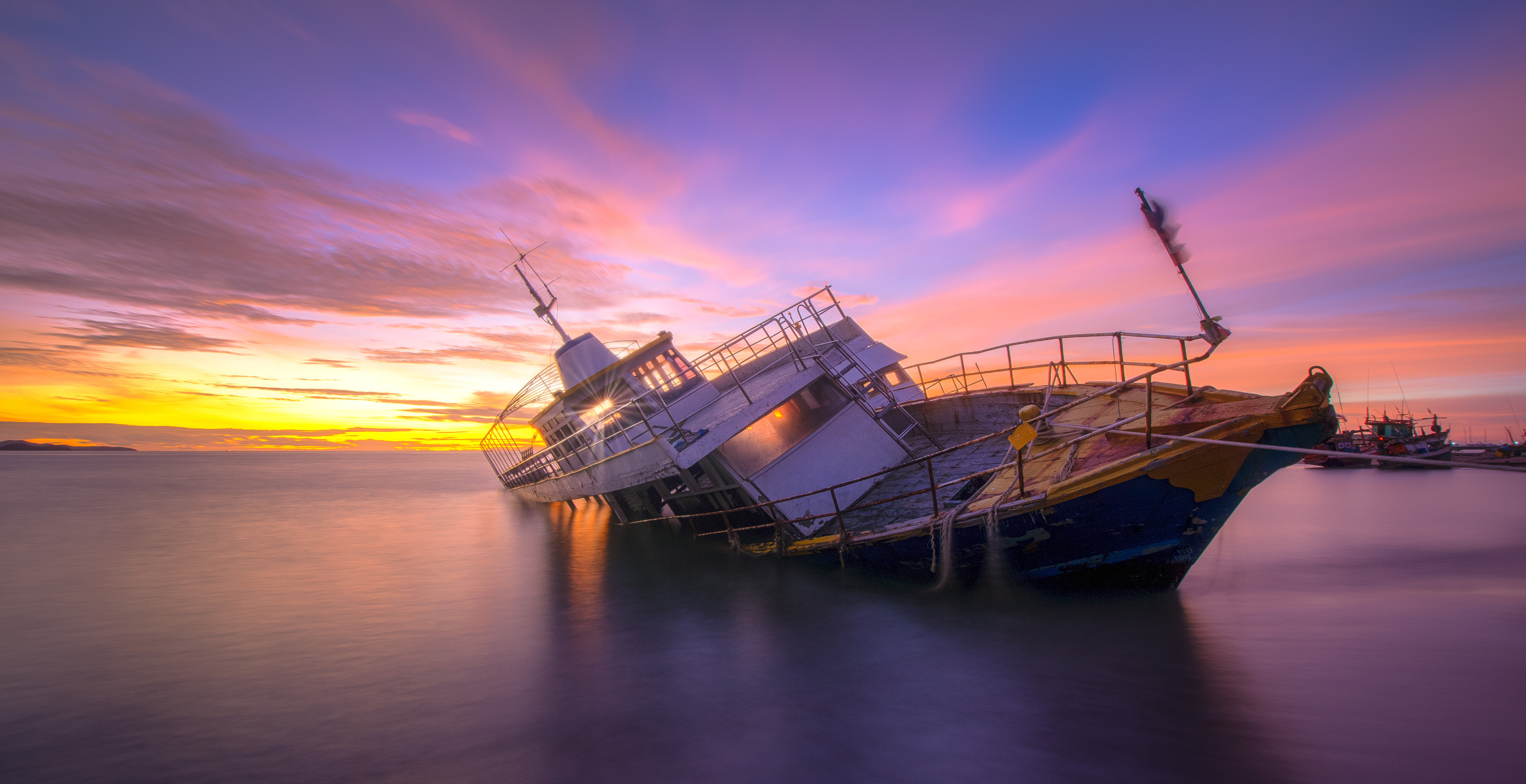 Fisherman Stranded At Sea For Hours After His Boat Sinks Into The Pacific Ocean