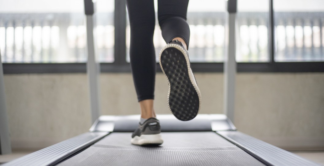 Marathon Runner Is Training For the Olympics While Going to Med School Full Time